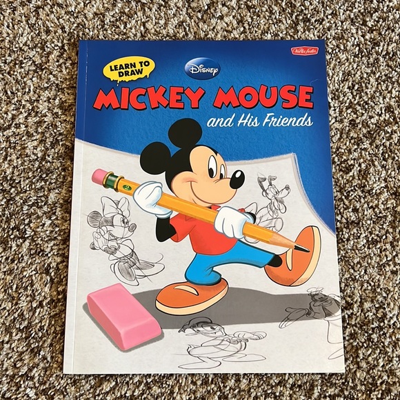 Disney-Learn to Draw Books-8 New Books - Picture 9 of 10